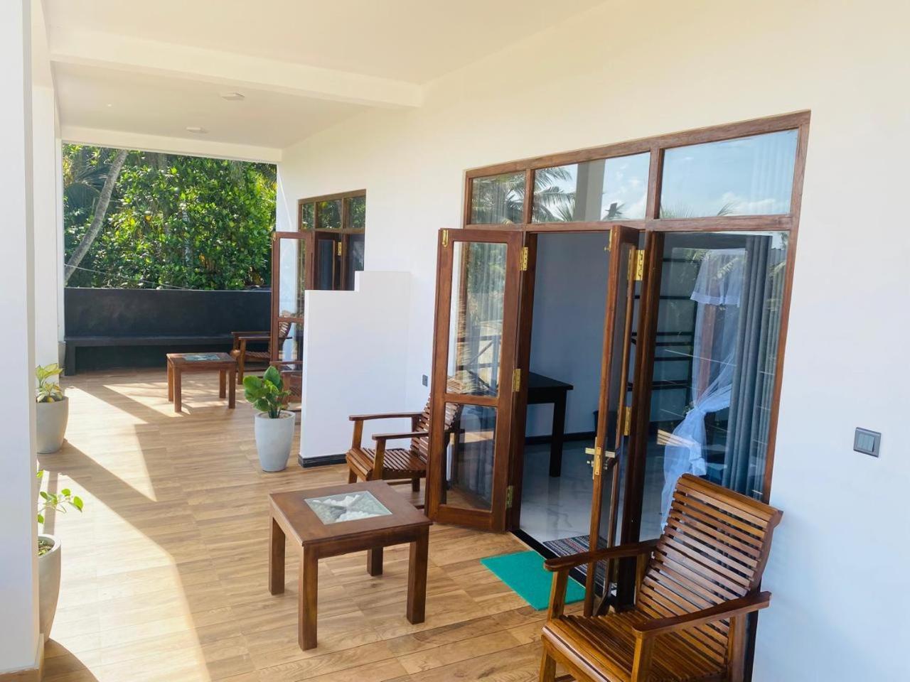 The Wave'S Guest House Mirissa Ngoại thất bức ảnh
