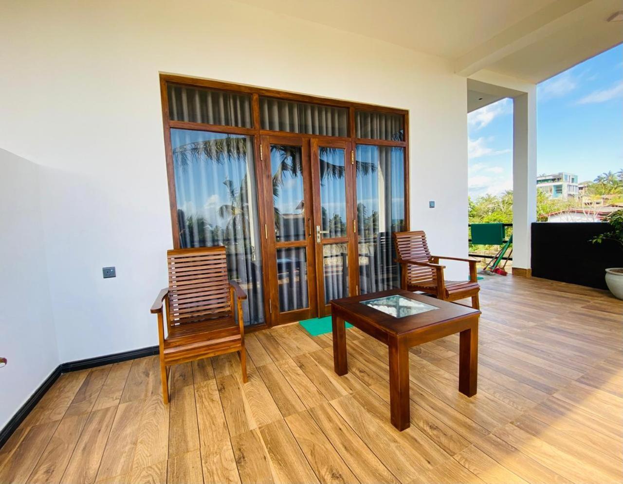The Wave'S Guest House Mirissa Ngoại thất bức ảnh
