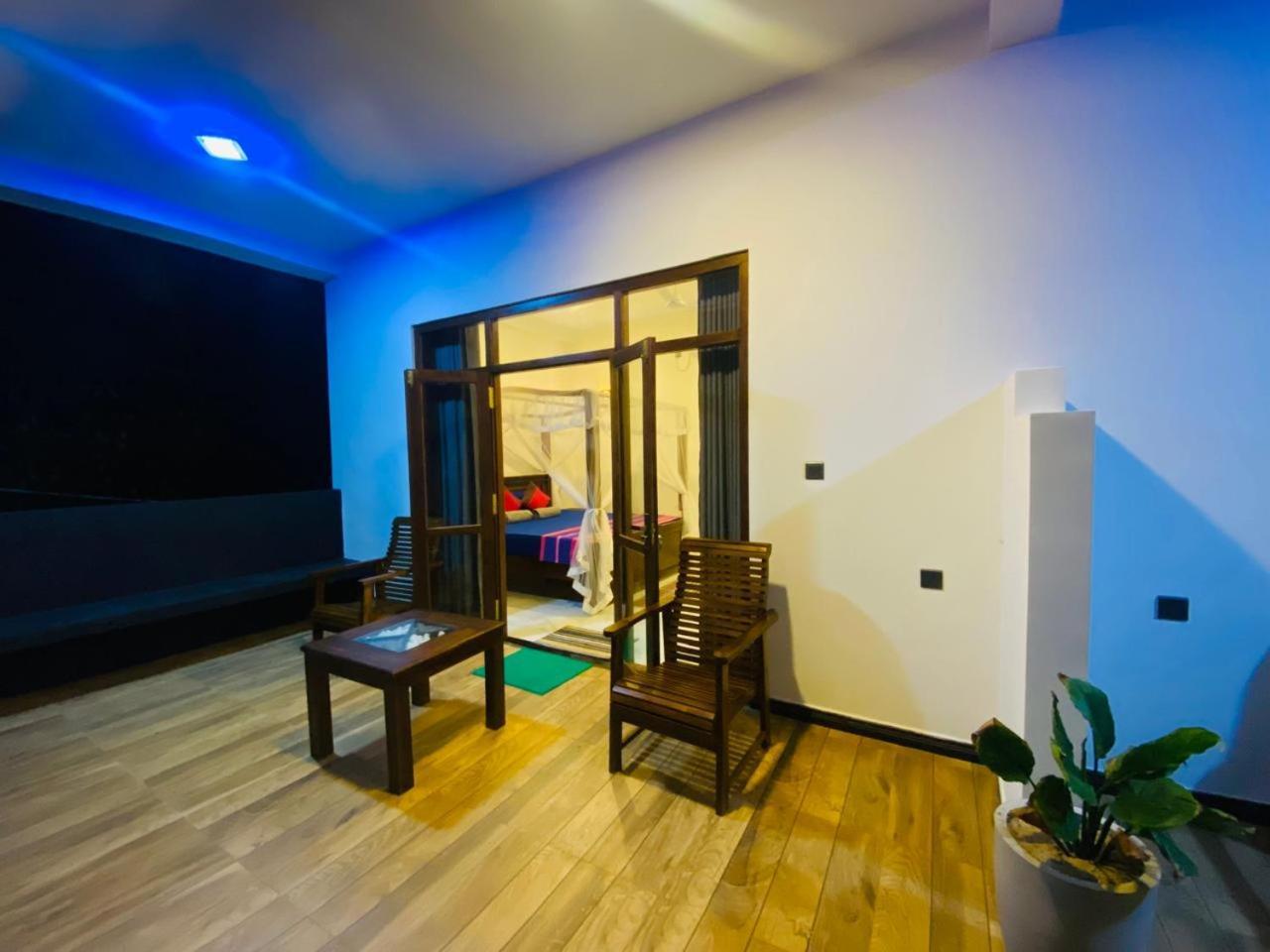 The Wave'S Guest House Mirissa Ngoại thất bức ảnh