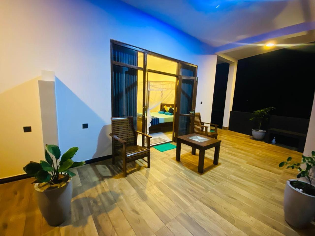 The Wave'S Guest House Mirissa Ngoại thất bức ảnh