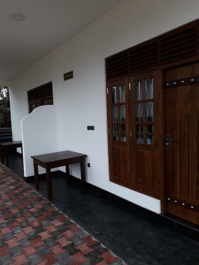 The Wave'S Guest House Mirissa Ngoại thất bức ảnh