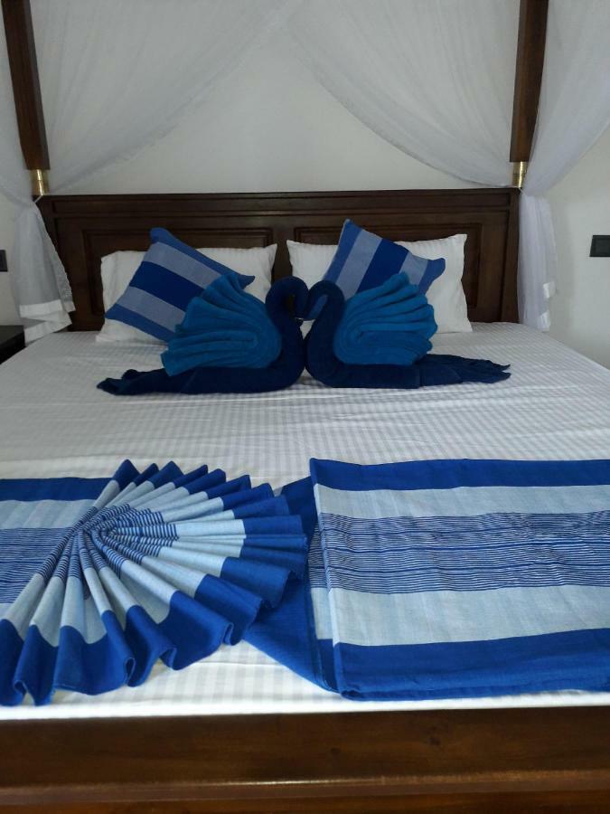 The Wave'S Guest House Mirissa Ngoại thất bức ảnh