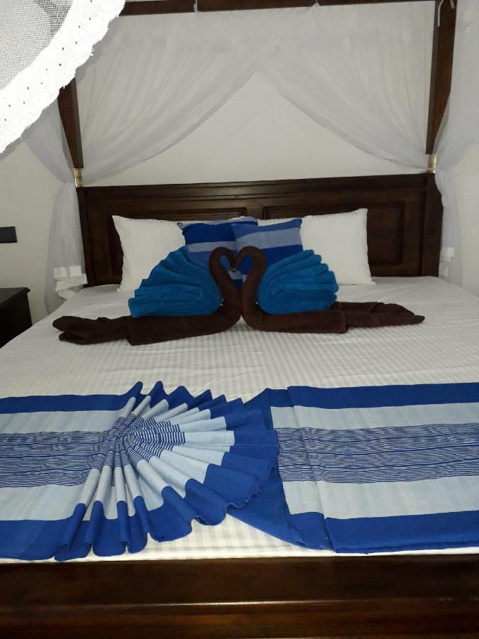 The Wave'S Guest House Mirissa Ngoại thất bức ảnh
