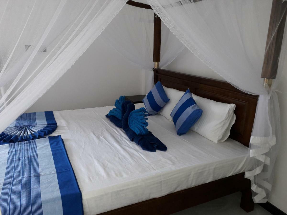 The Wave'S Guest House Mirissa Ngoại thất bức ảnh
