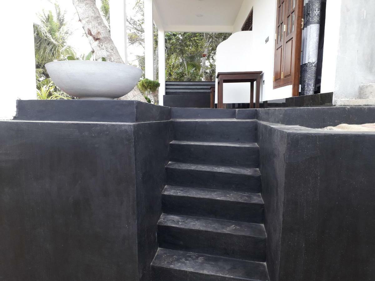 The Wave'S Guest House Mirissa Ngoại thất bức ảnh